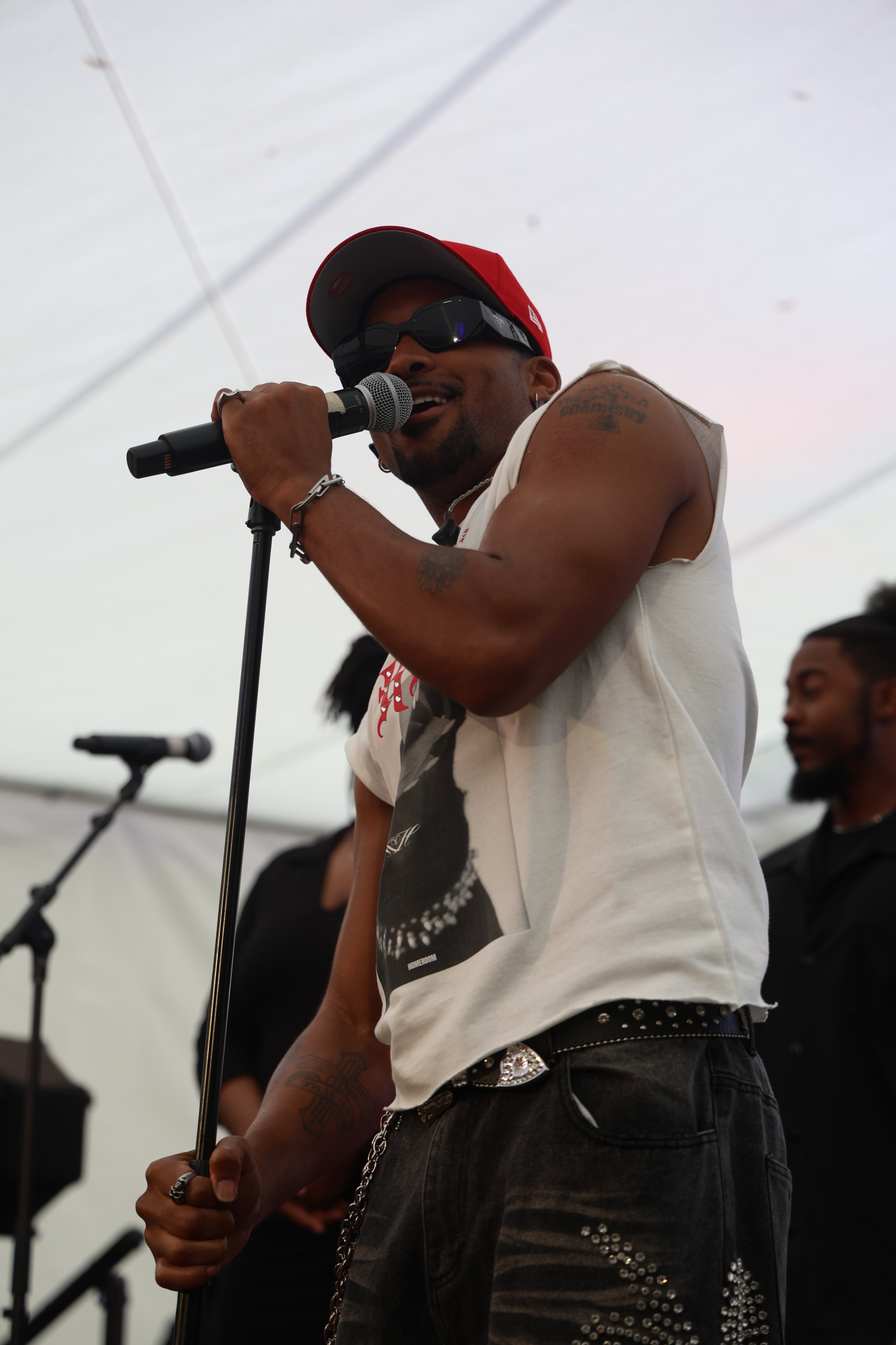 Algee Smith live with full band